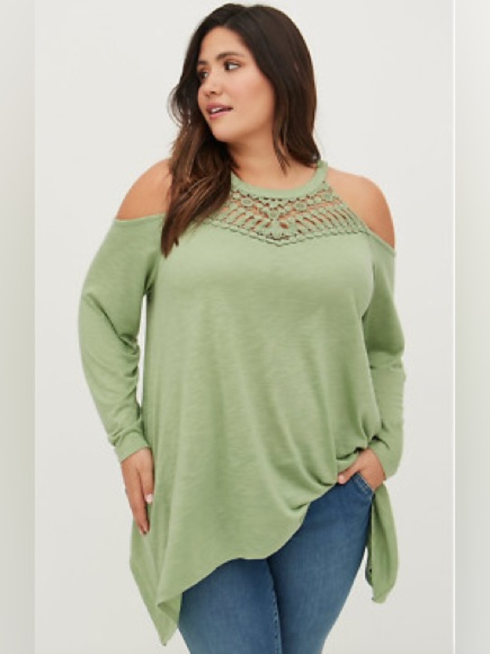 Torrid 2X(18-20) Cold-Shoulder Crochet Neck Sharkbite Hem Top